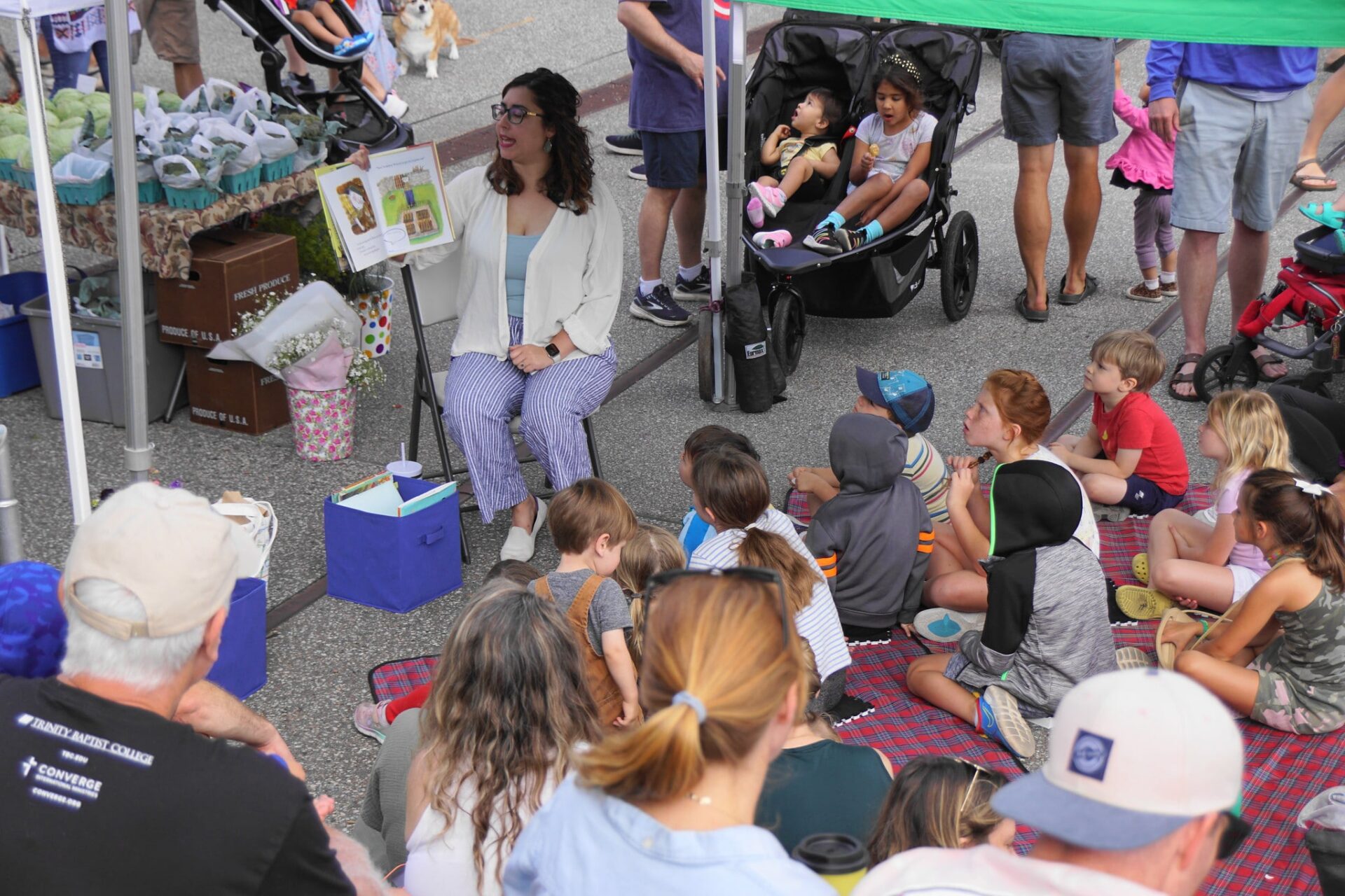 children gathered for story time at Mill City Farmers Market in Minneapolis