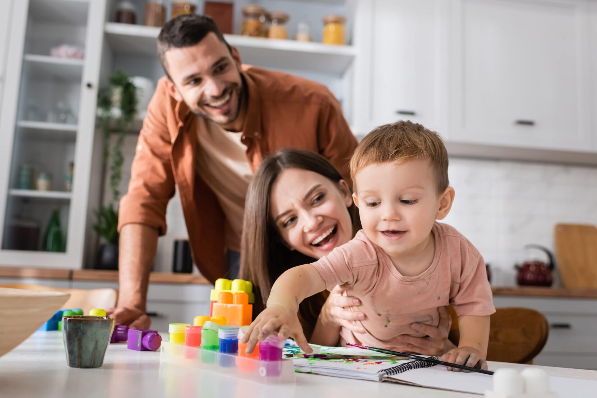 parents spending interactive quality time with their child