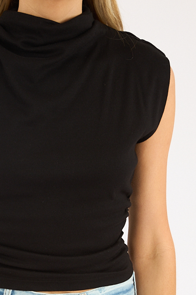 untitled catalog1314 - e.Allen Boutique