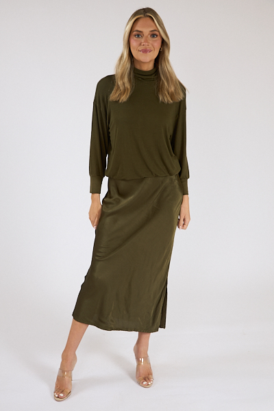 untitled catalog2184 - e.Allen Boutique