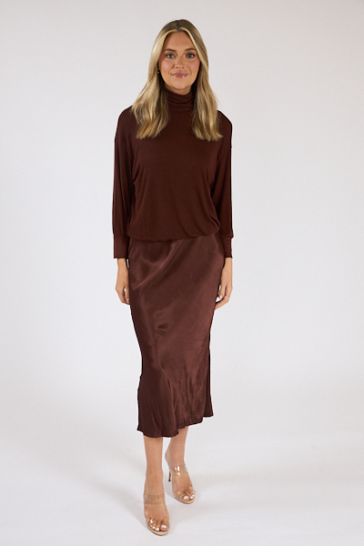 untitled catalog2180 - e.Allen Boutique