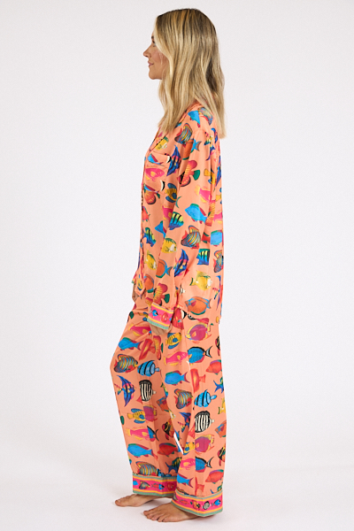 untitled catalog0175 - e.Allen Boutique