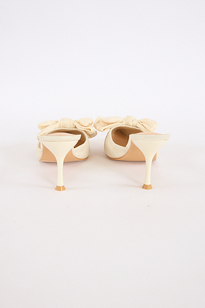 untitled catalog0948 - e.Allen Boutique