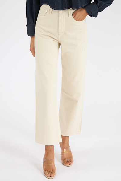 untitled catalog1067 - e.Allen Boutique