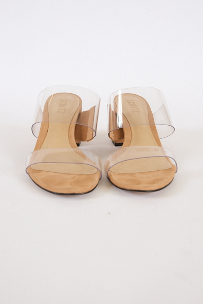 untitled catalog1199 - e.Allen Boutique
