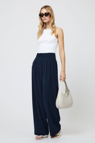 nd2pzumyckqmd6mmf4wh - e.Allen Boutique