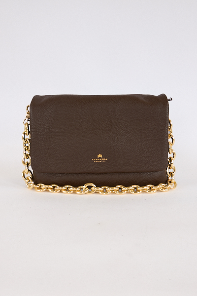 untitled catalog1531 - e.Allen Boutique