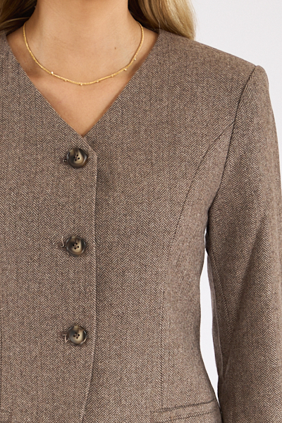 untitled catalog1615 - e.Allen Boutique