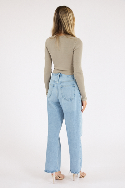 untitled catalog2056 - e.Allen Boutique