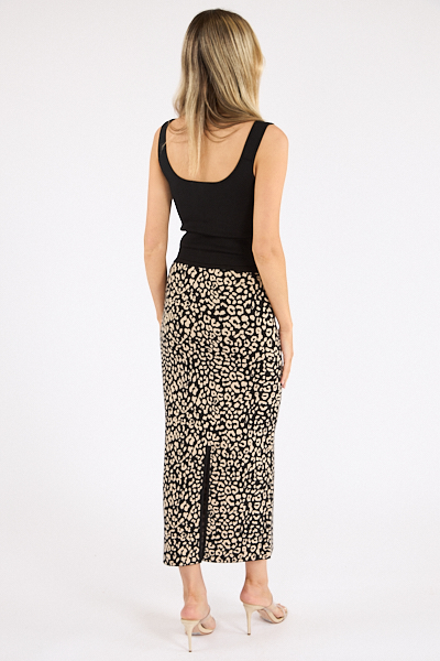 untitled catalog2064 - e.Allen Boutique