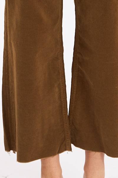 untitled catalog2123 - e.Allen Boutique