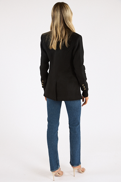 untitled catalog2111 - e.Allen Boutique