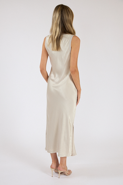 untitled catalog2176 - e.Allen Boutique