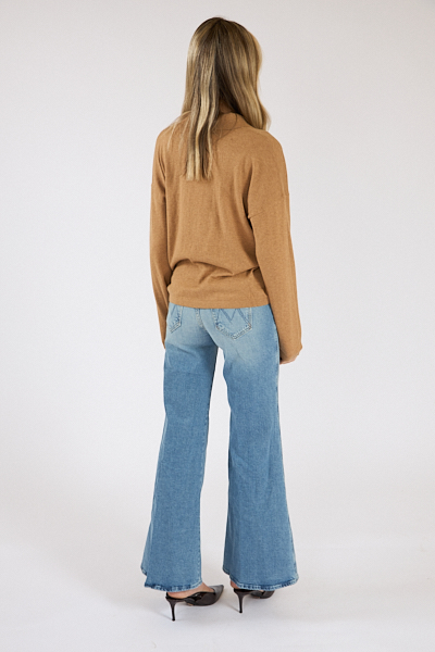 untitled catalog2221 - e.Allen Boutique