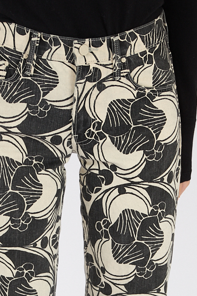 untitled catalog2195 - e.Allen Boutique