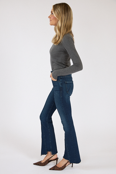 untitled catalog2205 - e.Allen Boutique