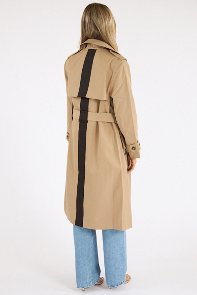 untitled catalog2359 - e.Allen Boutique