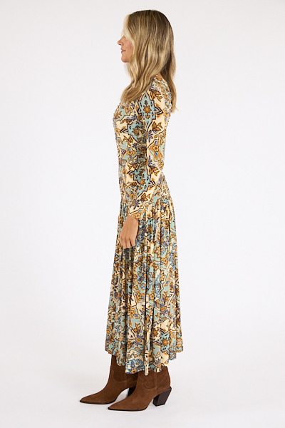 untitled catalog2448 - e.Allen Boutique