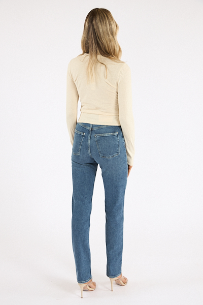 untitled catalog2521 - e.Allen Boutique