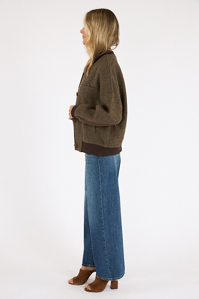 untitled catalog2602 - e.Allen Boutique