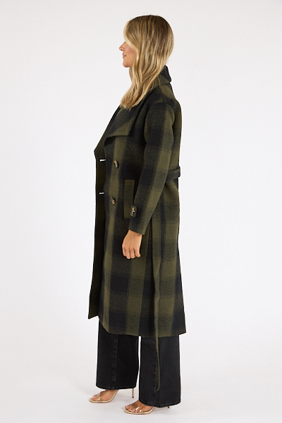 untitled catalog2486 - e.Allen Boutique