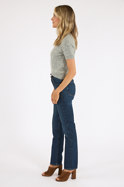 untitled catalog2554 - e.Allen Boutique