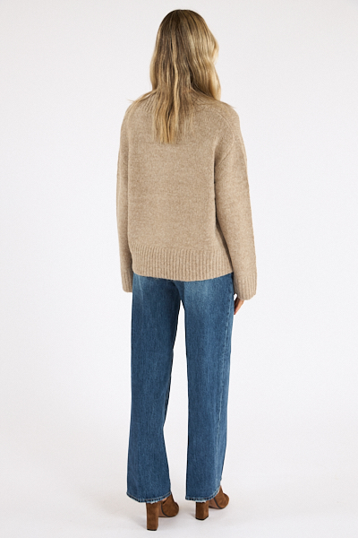 untitled catalog2591 - e.Allen Boutique