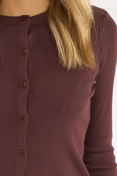 untitled catalog2770 - e.Allen Boutique