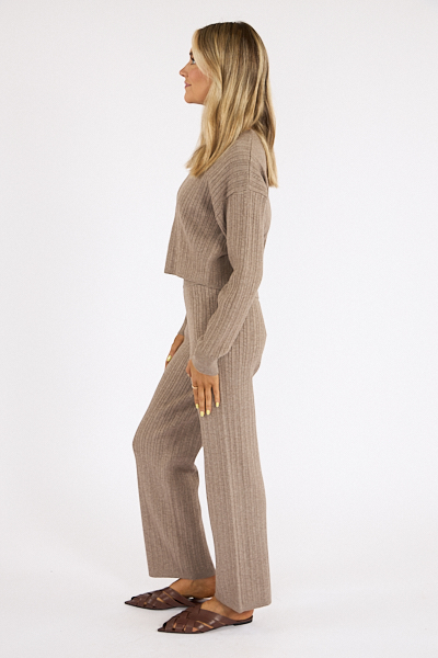 untitled catalog2707 - e.Allen Boutique