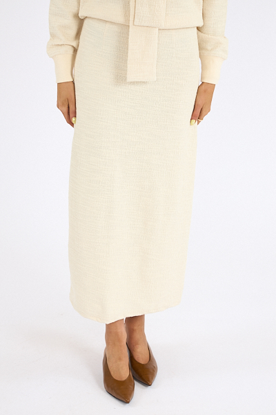 untitled catalog2683 - e.Allen Boutique