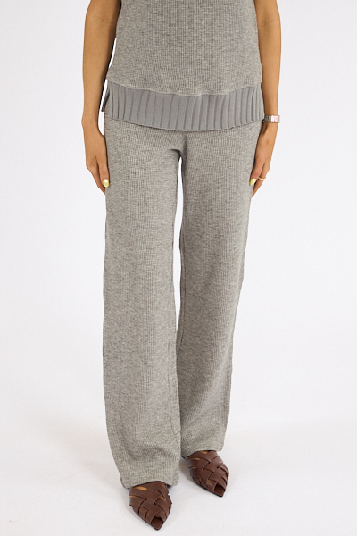 untitled catalog2690 - e.Allen Boutique