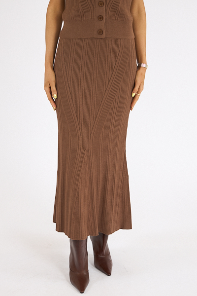 untitled catalog2730 - e.Allen Boutique