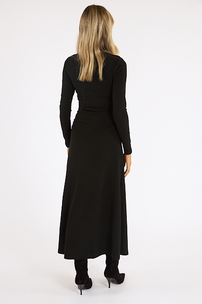 untitled catalog2741 - e.Allen Boutique
