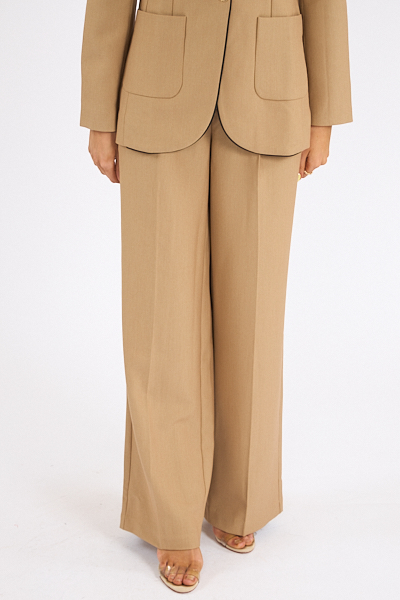untitled catalog2935 - e.Allen Boutique