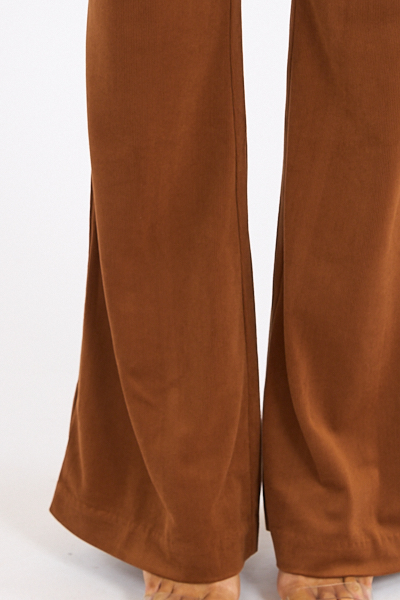 untitled catalog2947 - e.Allen Boutique