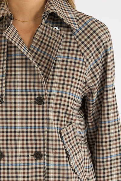 untitled catalog3183 - e.Allen Boutique