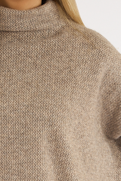 untitled catalog3341 - e.Allen Boutique