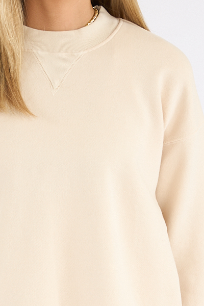 untitled catalog3377 - e.Allen Boutique