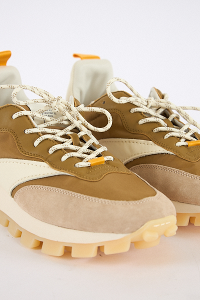 untitled catalog3416 - e.Allen Boutique