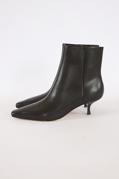 untitled catalog3436 untitled catalog3436 - e.Allen Boutique