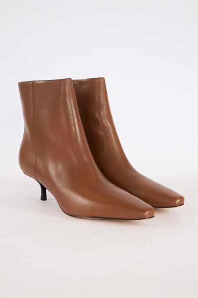 Kiona Brown, Marc Fisher, e.Allen, Nashville, franklin, Murfreesboro