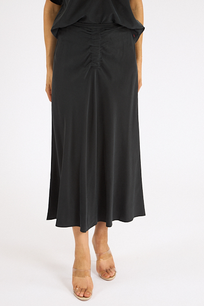 untitled catalog3587 - e.Allen Boutique