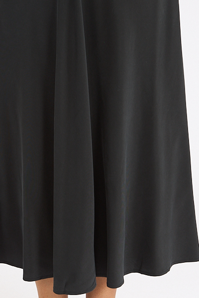 untitled catalog3593 - e.Allen Boutique