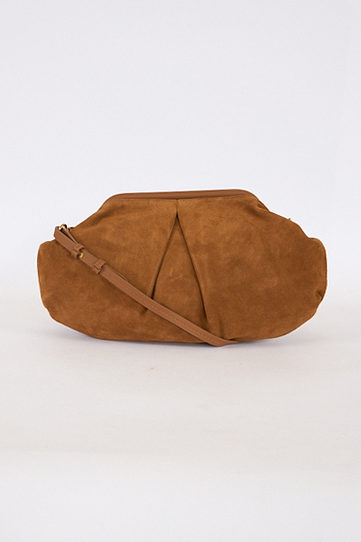 untitled catalog0332 - e.Allen Boutique