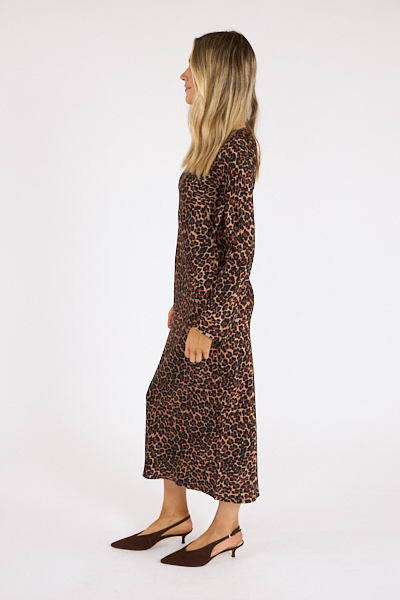 untitled catalog0756 untitled catalog0756 - e.Allen Boutique