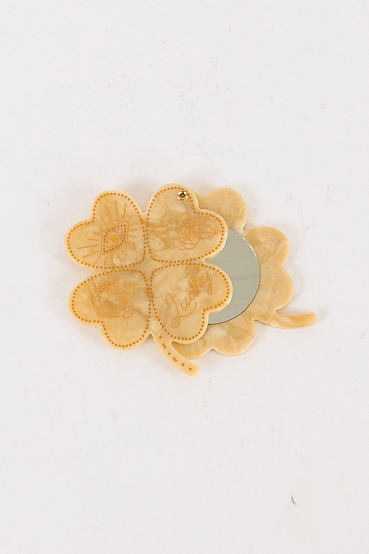 untitled catalog0011 - e.Allen Boutique