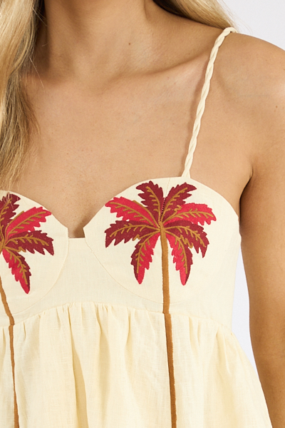 untitled catalog0119 - e.Allen Boutique