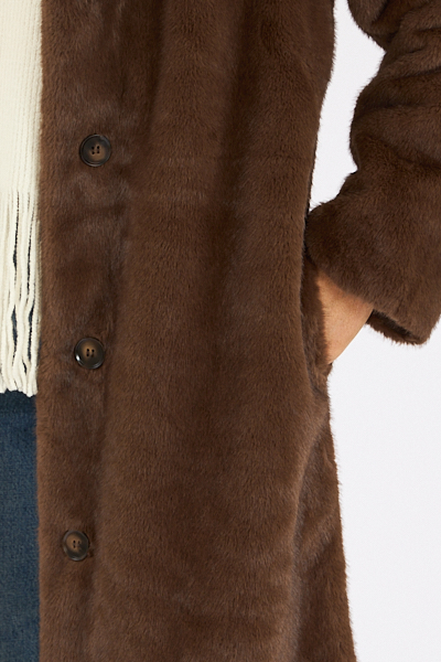 untitled catalog0243 - e.Allen Boutique