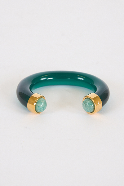 untitled catalog0197 - e.Allen Boutique