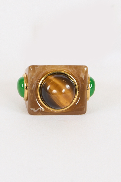 untitled catalog0194 - e.Allen Boutique